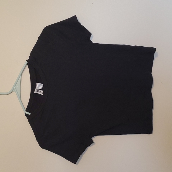 Divided Tops - Divided By H and M black ribbed Short sleeve crop top